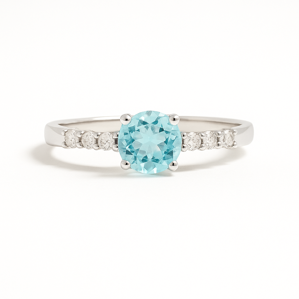 Anillo con Diamantes y Aguamarina 0.15 cts en Oro blanco 18K