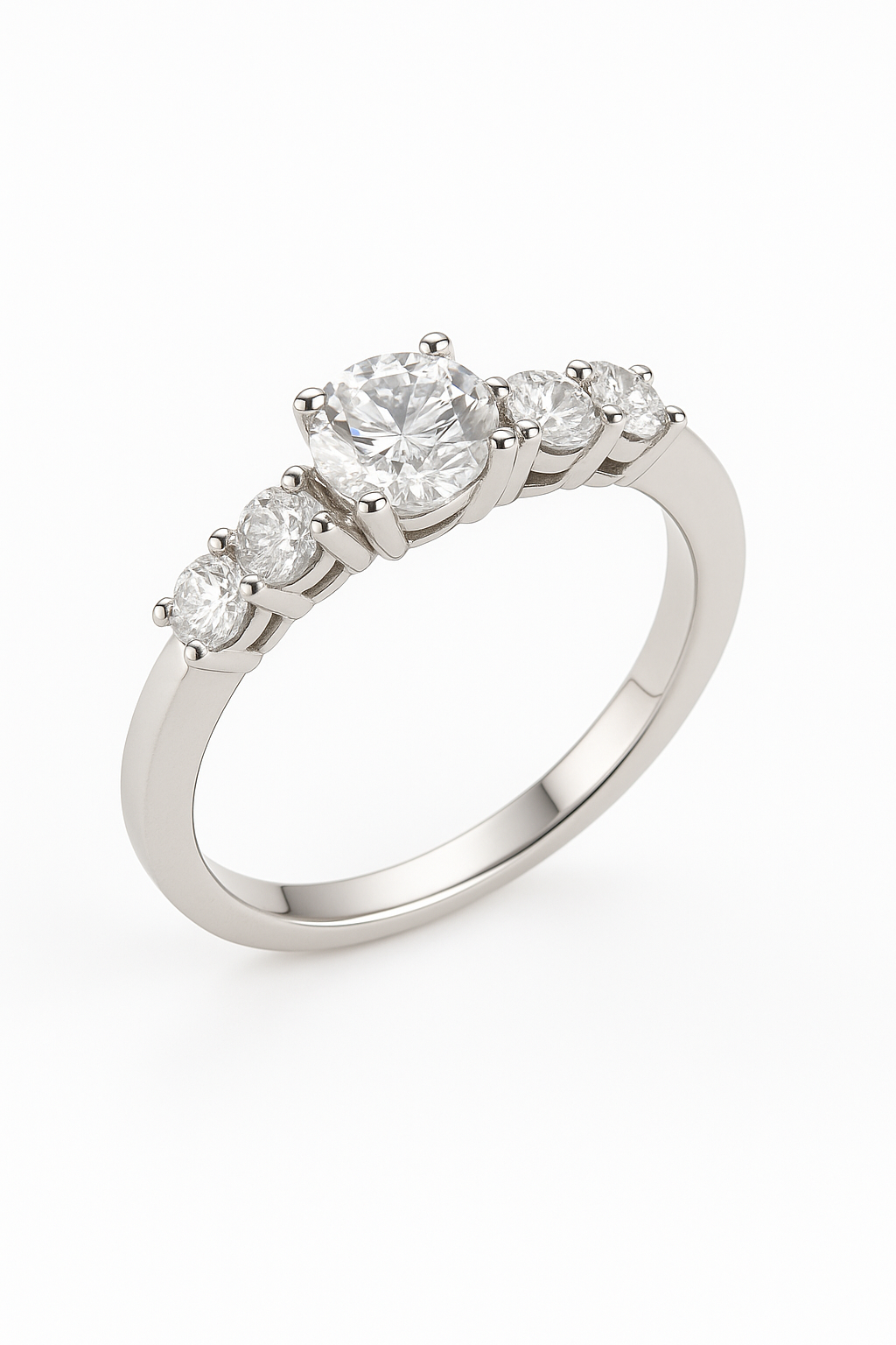Anillo de Platino con Diamantes Graduados 0.80 cts