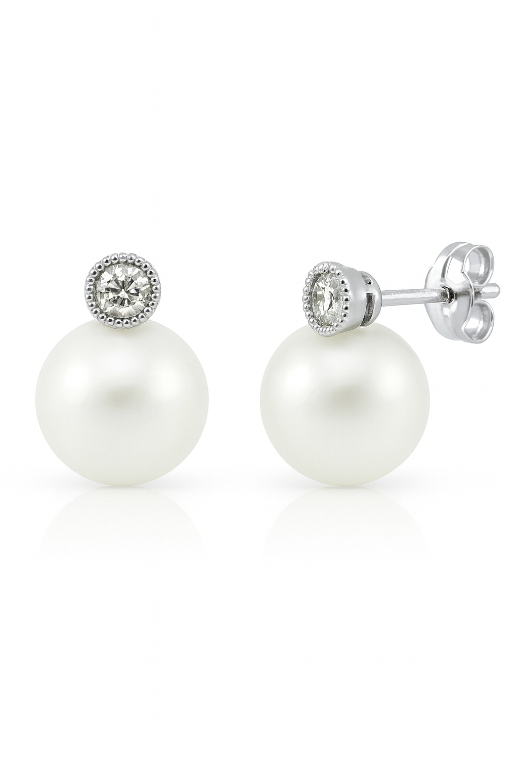 Aros de Perla 7–7.5 mm en Oro blanco 18K
